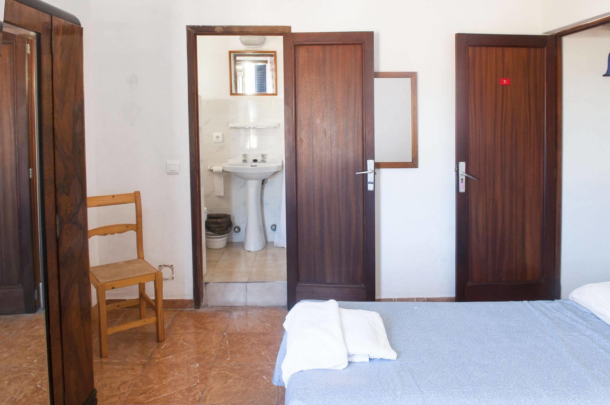 Surfing Concept Hostel Кала Ратьяда Экстерьер фото