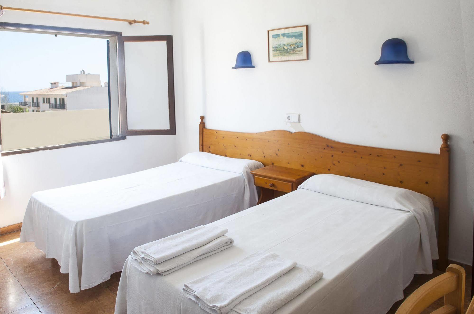 Surfing Concept Hostel Кала Ратьяда Экстерьер фото