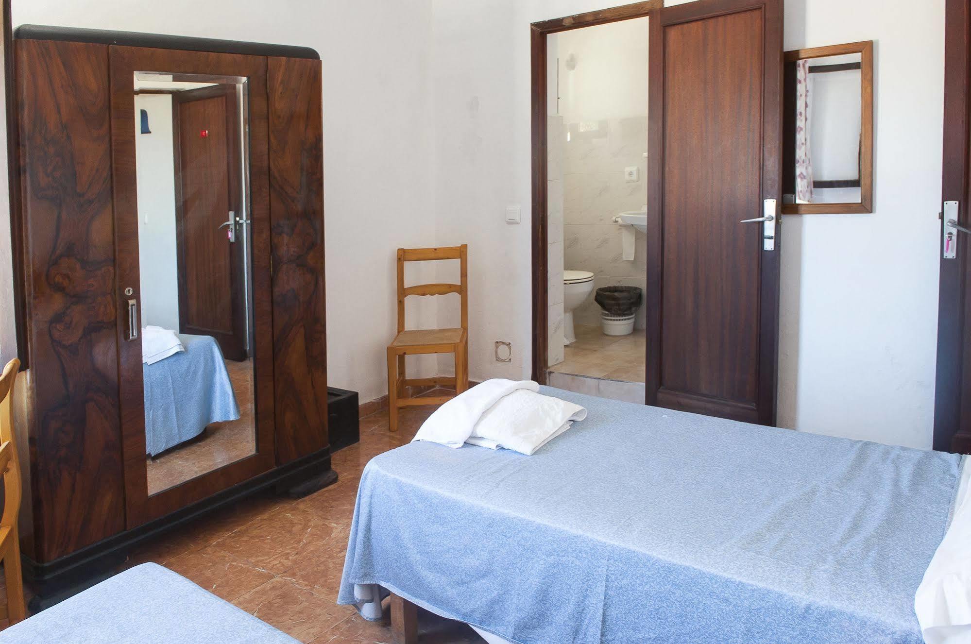 Surfing Concept Hostel Кала Ратьяда Экстерьер фото